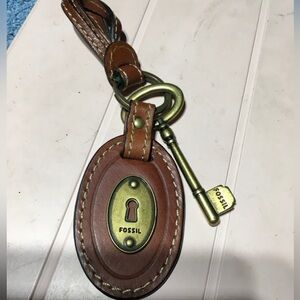 FOSSIL LEATHER KEY & LOCK KEYCHAIN KEY FOB BAG CHARM KEYCHAIN HANG TAG